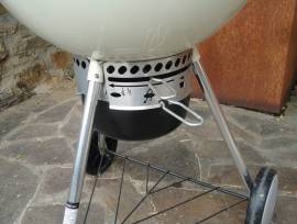 BBQ Weber Master-Touch 57 cm Carbonella completo di tutti gli accessori