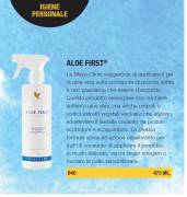 Spray multiuso lenitivo per la pelle e i capelli con 81% di aloe vera. 