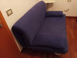 Divano letto Ikea modello LYCKSELE. 