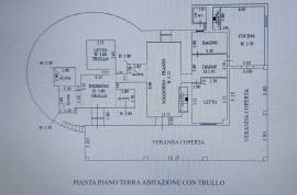 Villa con trullo e lamie