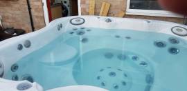 Jacuzzi J-345 Mini piscina quadrata da interno, esterno