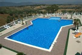 MareMonti Calabria Piscina Giardino piccoli animali accettati arredata