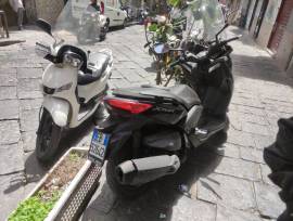 YAMAHA X MAX 400