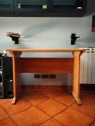 Scrivania in legno 