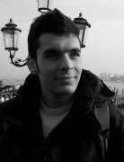 Cerco commessa, insegnante, universitaria o casalinga