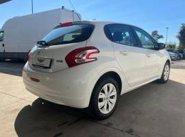 Peugeot 208 Active 1.2 / PARI AL NUOVO / 48.000 KM 