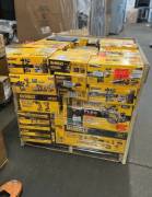 Set combinazione di utensili elettrici Dewalt 20V MAX 8 Disponibili su pallet. 60 pezzi su un pallet