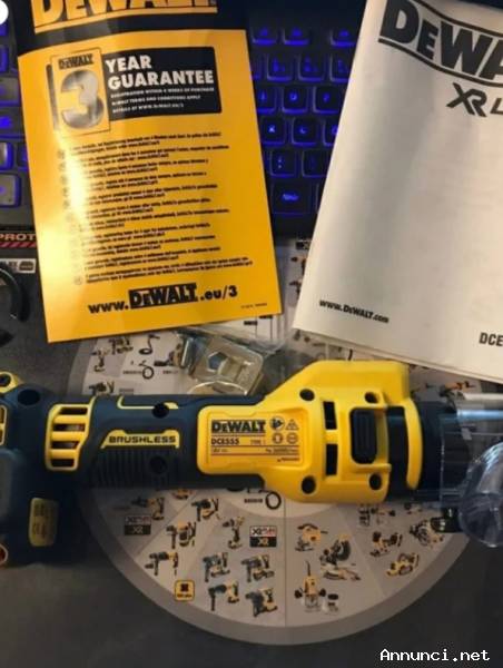 Set combinazione di utensili elettrici Dewalt 20V MAX 8 Disponibili su pallet. 60 pezzi su un pallet