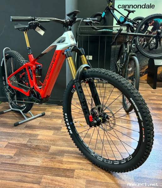 MONDRAKER CRAFTY CARBON RR