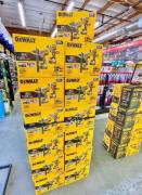 Kit combinazione di utensili elettrici Dewalt 20V MAX 8 Disponibili in vendita al dettaglio e pallet