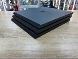 PlayStation  4 pro 1 TB