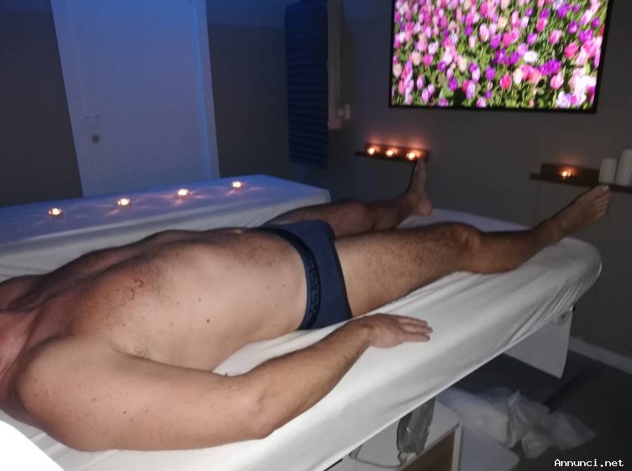 Massaggio Total Body ed Ayurvedico olistico e decontratturante sportivo. Linfodrenante Gambe