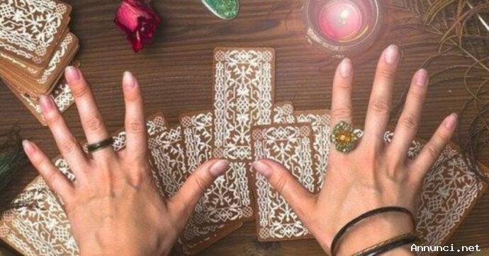 Cartomante per passione. Lettura esperta e seria