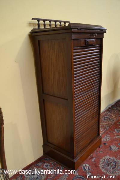 Schedario-classificatore stile inglese con leggio