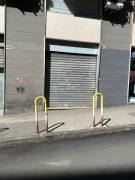 Vico Acitillo - Negozio bilivelli fronte strada