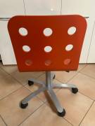 Sedia ufficio IKEA JULES in legno rosso con ruote