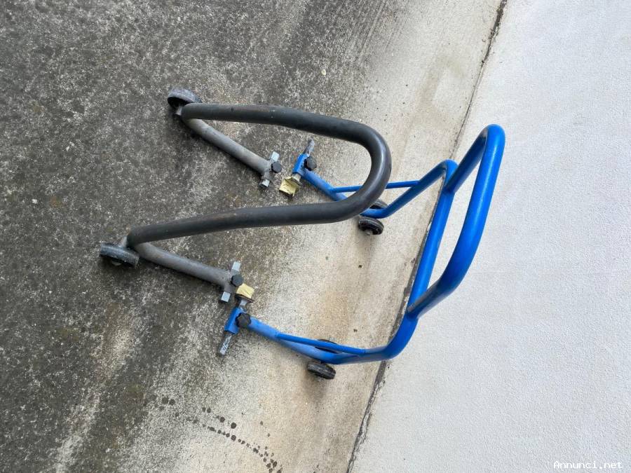 Coppia cavalletti moto