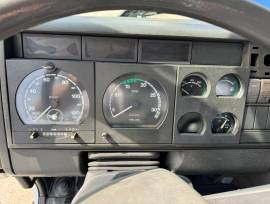 IVECO EUROCARGO 170E27 CASSONE FISSO+GRU CON RADIOCOMANDO