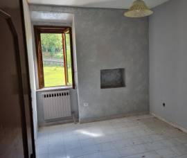 San potito ultra (AV) Casa con giardino box e depositi