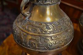 Coppia di lampade da tavolo in ottone cinesi XX sec.