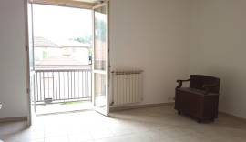 Appartamento trilocale - centro Sirtori (Lc)