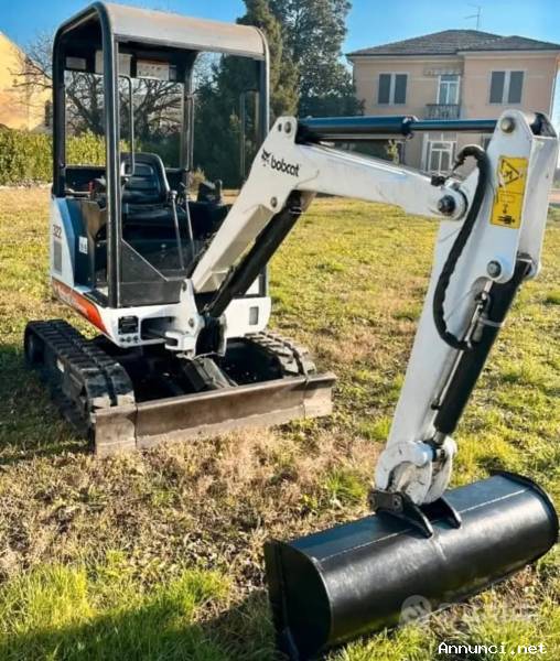 Usato 322 leggi
