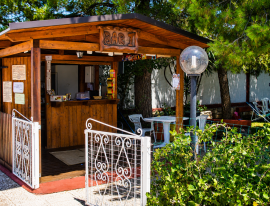 AFFARE IMMOBILIARE: Splendido e vastissimo complesso immobiliare settecentesco in VENDITA AFFARE IMMOBILIARE: Splendido e vastissimo complesso immobiliare settecentesco in VENDITA