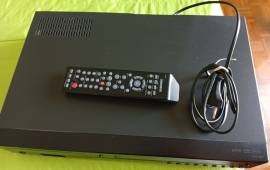 LETTORE CD E DVD + LETTORE VHS VENDO