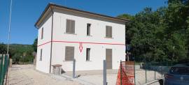 parte bifamiliare con giardino privato
