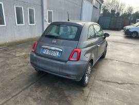 Autovettura FIAT 500