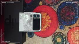 Samsung Galaxy Z Flip4 