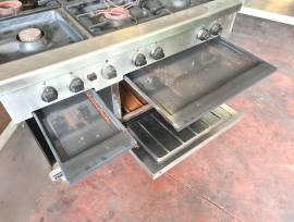 CUCINA PROFESSIONALE A 6 FUOCHI INOX USATA  