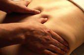   MASSAGGI CURA CORPO   ADATTO  A CINESI ESPERTI    CON  6  CABINE  ZONA GRATOSOGLIO    NEGOZIO  DI 