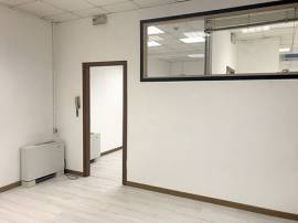 Affittasi magazzino mq. 100 Complesso ATLANTIC BUSINESS CENTER
