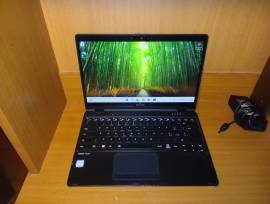 Fujitsu U939X 13" FHD Touch Ram 8GB SSD 256GB