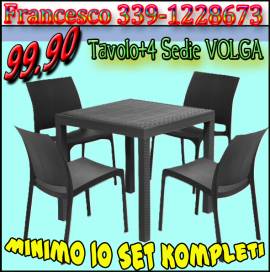 Tavolo e 4 sedie per arredo Giardino