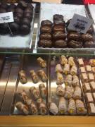 PANIFICIO TRASFORMABILE IN GASTRONOMUIA, PAN CAFFE',  ETC..... PROPONIAMO  UN  BEL PANIFICIO  PRODUZ