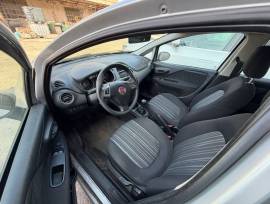 Autoveicolo Fiat Punto Autoveicolo Fiat Punto