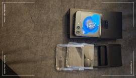 Samsung Z Flip 5 – 256 GB –