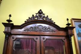 Libreria a due sportelli del XX secolo stile Umbertino