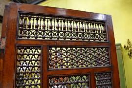 Antico paravento a grata orientale
