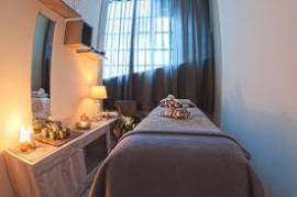 CENTRO MASSAGGI   CURA CORPO   -  6 CABINE  130 MQ. ABBIAMO   UN BEL  CENTRO MASSAGGI ADATTO A CINES