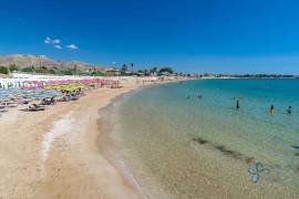 CASA X VACANZE ANCORA POSTI LIBERI GIUGNO LUGLIO AGOSTO SETTEMBRE IN SICILIA AL CENTRO STORICO DI AV CASA X VACANZE ANCORA POSTI LIBERI GIUGNO LUGLIO AGOSTO SETTEMBRE IN SICILIA AL CENTRO STORICO DI AV