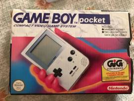 Gameboy pocket Argento