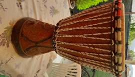 Vendo djembe "bongo^ in legno