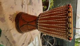 Vendo djembe "bongo^ in legno