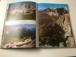 Strada delle Dolomiti di Rosanna Raffaelli Ghedina Ed.Ghedina, 1977 perfetto 