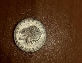 Rara moneta,a diametro ridotto, da 50 lire.