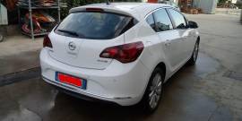 Opel Astra 2015 110CV Diesel