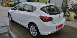 Opel Astra 2015 110CV Diesel